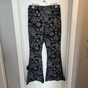 No boundaries black and white high waisted floral  bohemian hippie flare pants